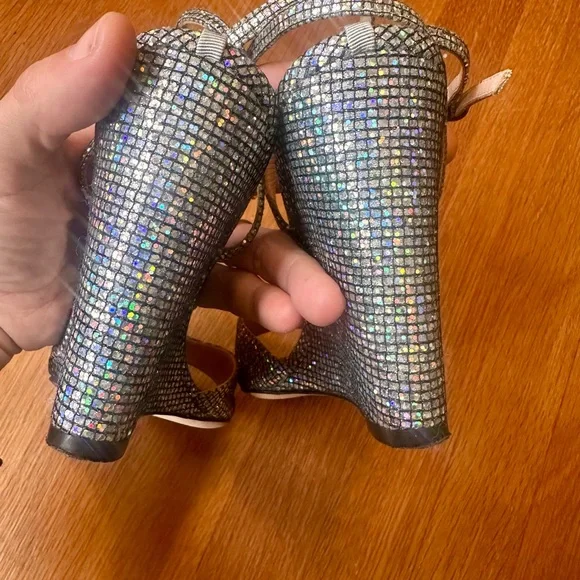 SJP by Sarah Jessica Parker Silver Glitter Boca Wedges size 38/7-7.5 - Picture 11 of 11